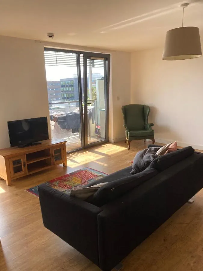 Beautiful London Apartment With Large Balcony United Kingdom